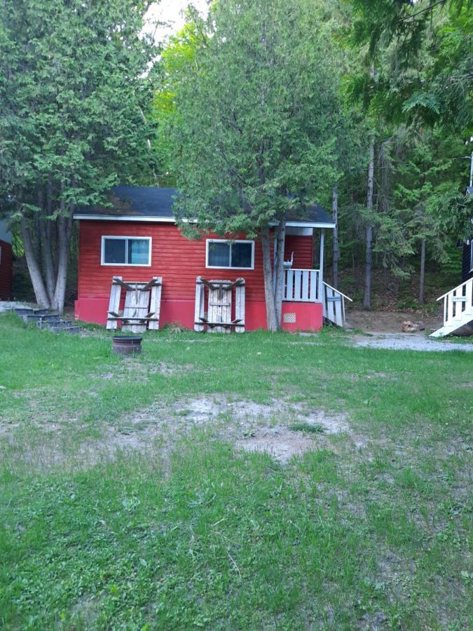 Lakefront Hideaway Resort Kawartha Lakes Exterior foto
