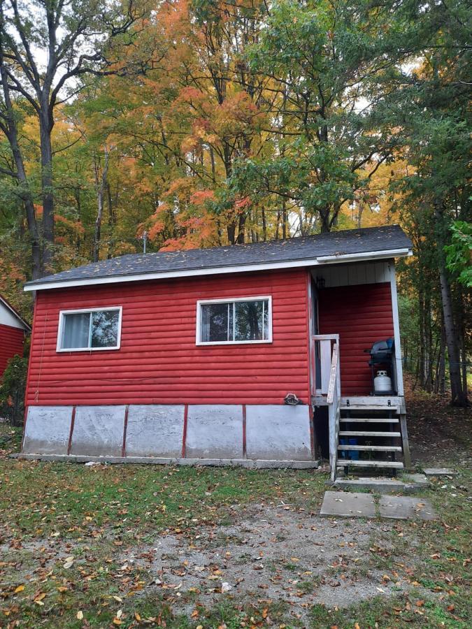Lakefront Hideaway Resort Kawartha Lakes Exterior foto